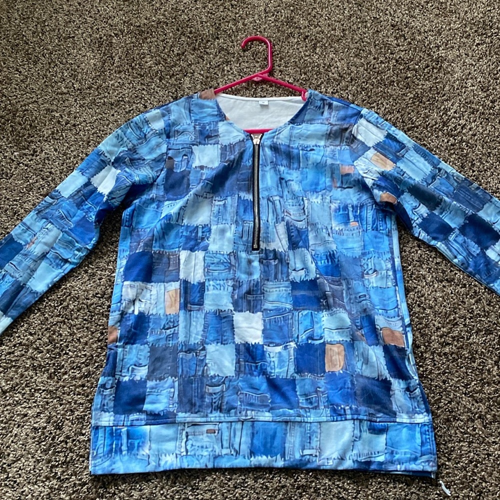 Women’s design tee